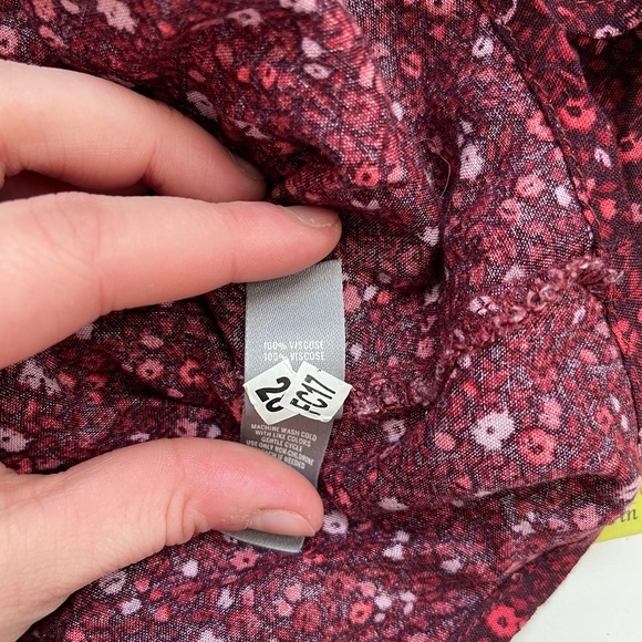 aerie Dark Red Ditsy Floral Print Wrap Front Mini Dress Size Small Women’s - Picture 12 of 13
